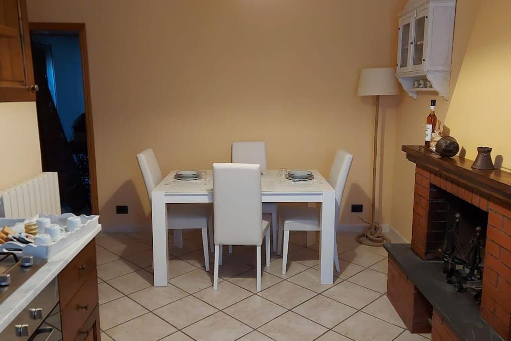 Casa Elena In Chianni Villa Eksteriør bilde