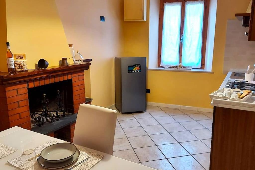 Casa Elena In Chianni Villa Eksteriør bilde